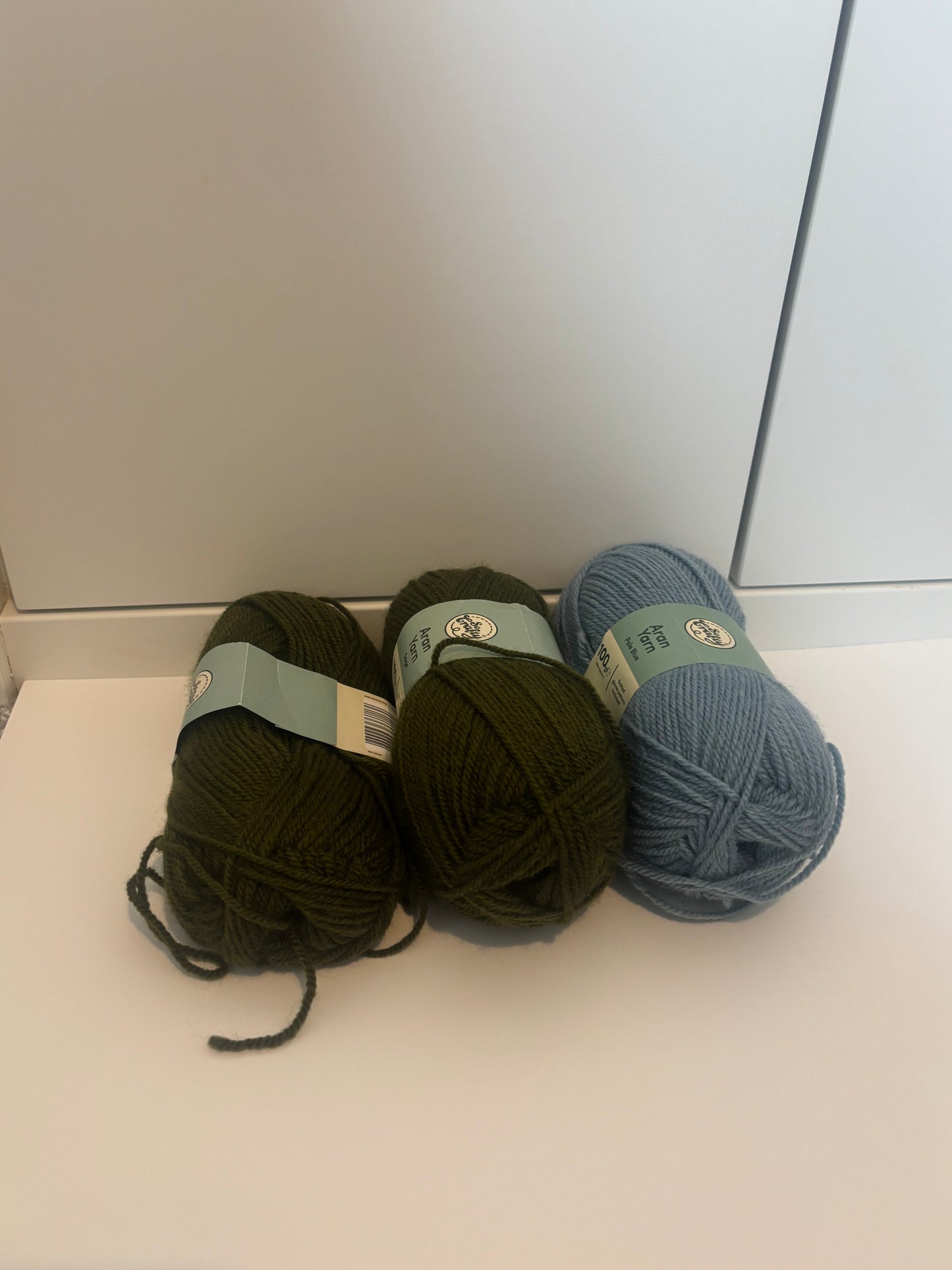Green and blue aran