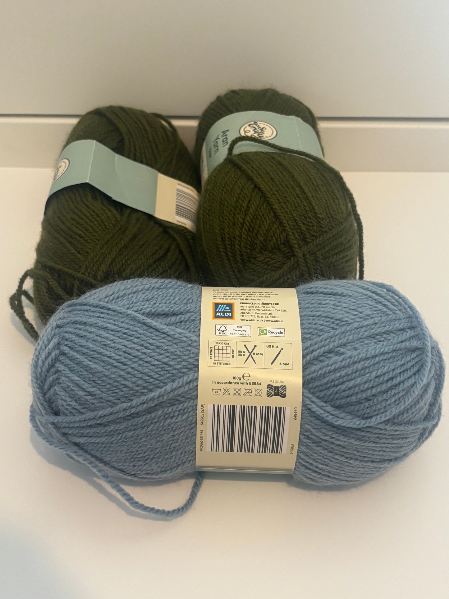 Green and blue aran