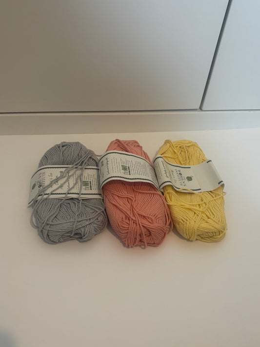 Used women's institute cotton DK